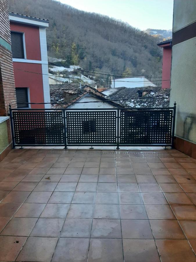 Piso Con Terraza En Felechosa Leilighet Eksteriør bilde